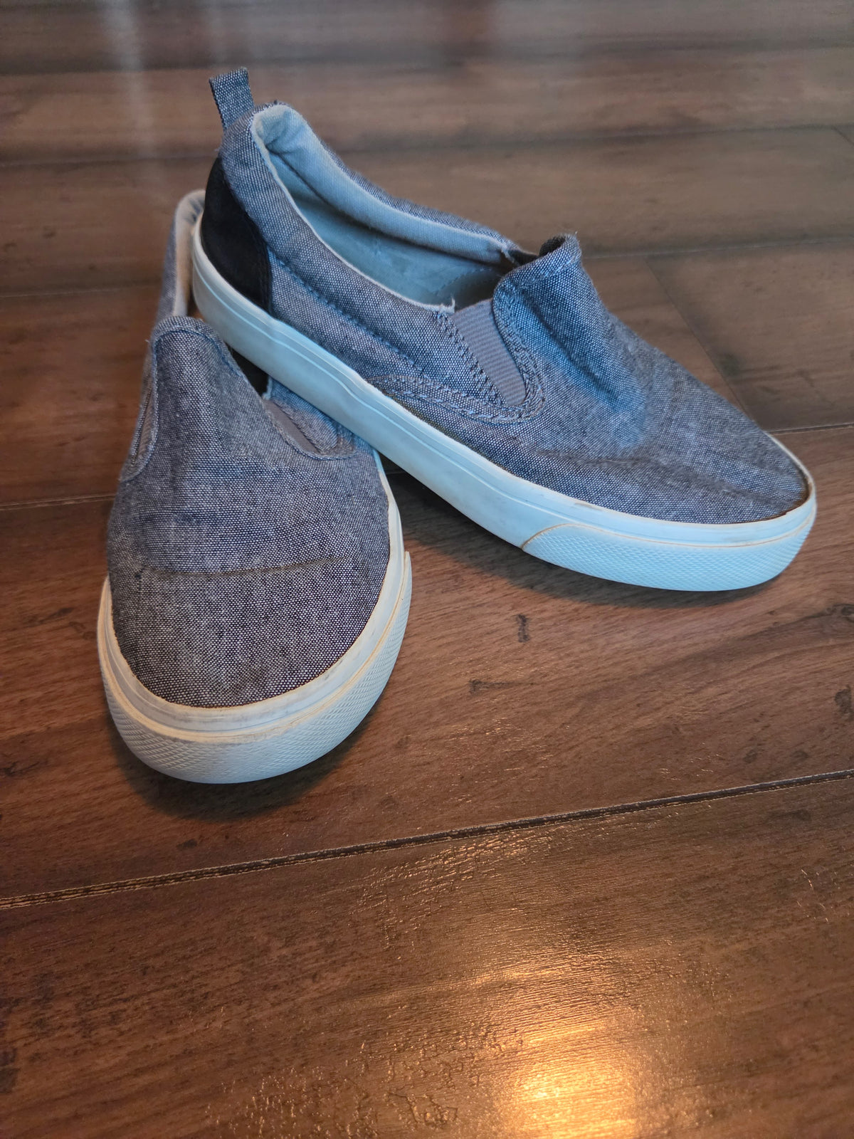 Seller #57 Boys slip on shoes size 1