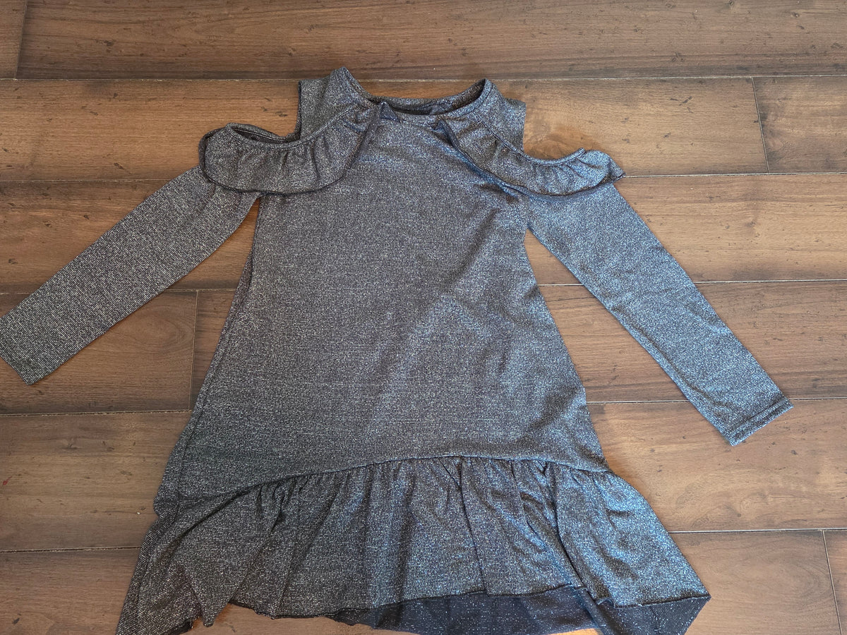 Seller #57 Girls Medium long sleeve dress