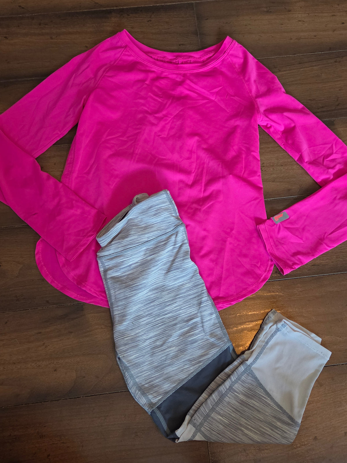 Sellers #57 Girls athletic outfit size Medium
