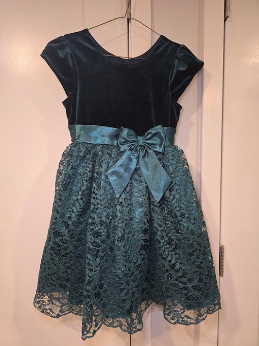 #131 Jona Michelle fancy green dress sz 7