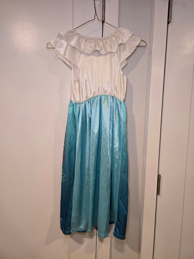 #131 Encanto Nightgown sz 6