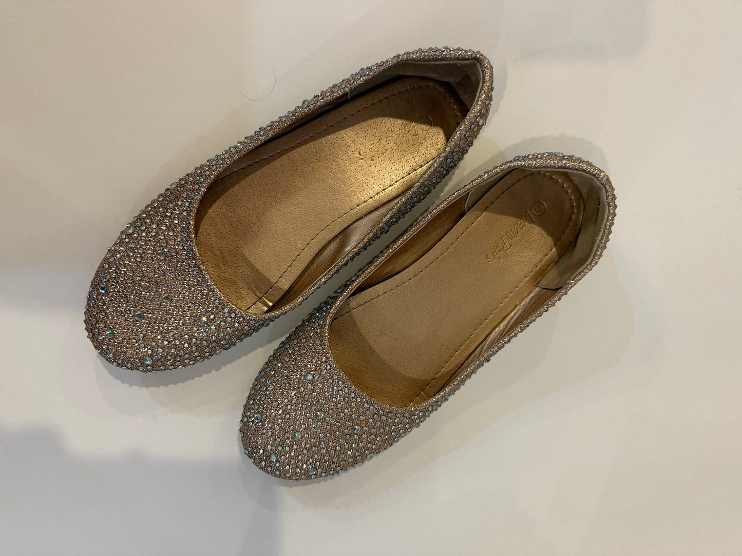 Reduced Seller #142 Girls Dream Pairs Gold Dress Shoes-size 3