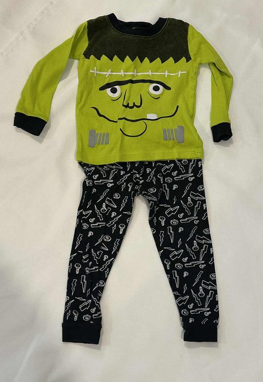 #149- 2t Halloween Pjs