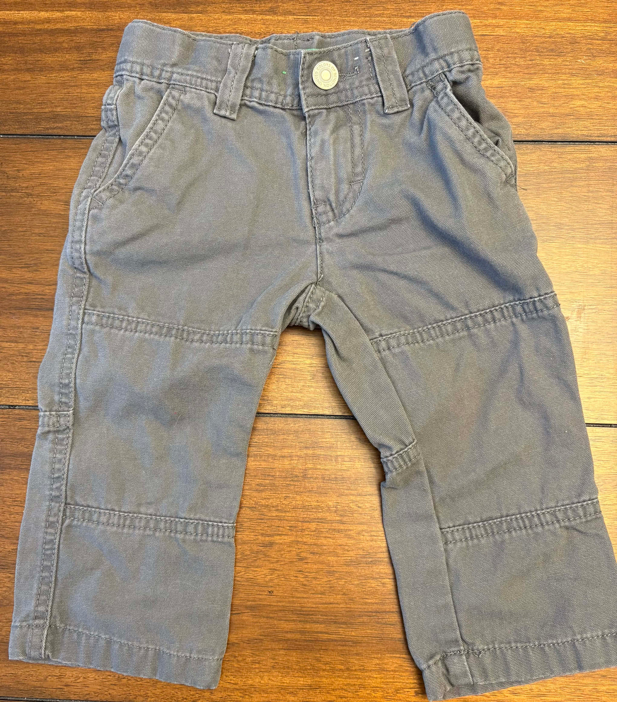#197 United Colors of Benetton Boys Size 12M Gray Chino Pants