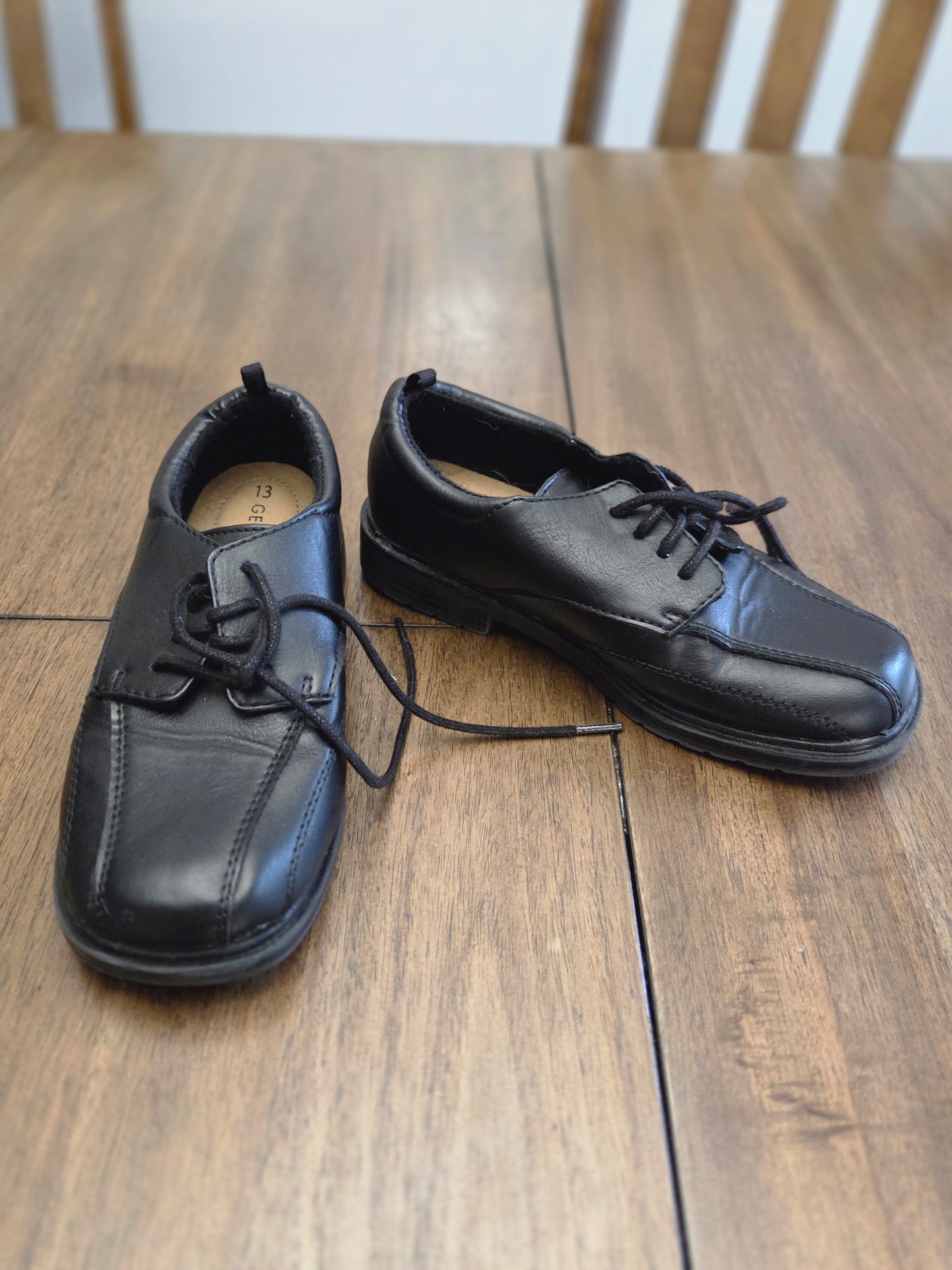 Seller #184 Boys black george dress shoes size 13
