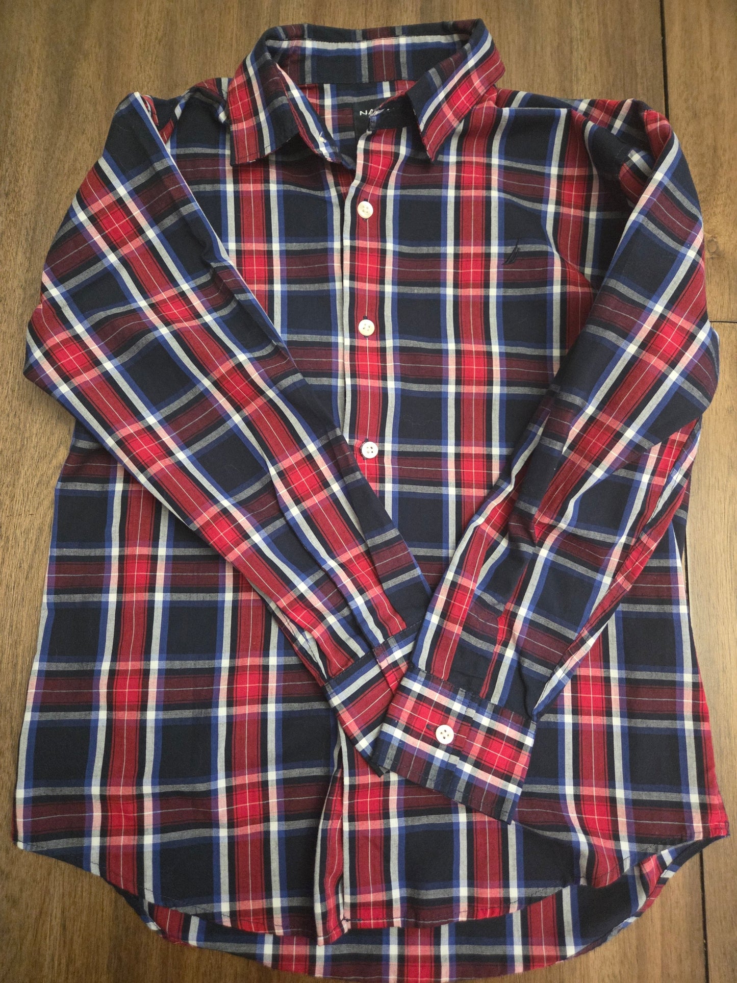 REDUCED Seller #184 Boys Nautica blue and red button up size 10/12