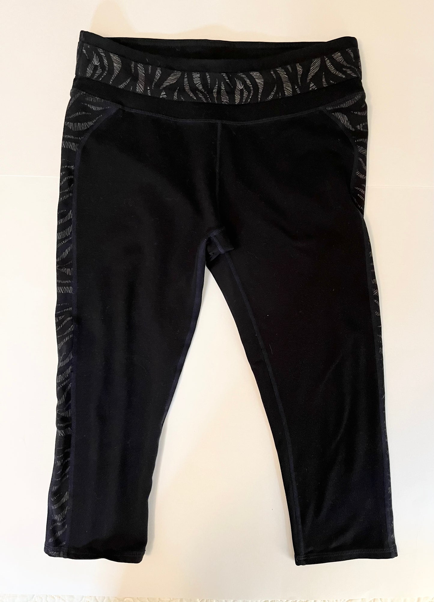 Fabletics Size small cropped leggings