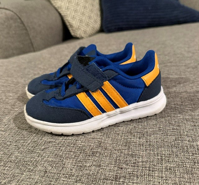 Seller #179 | ADIDAS Boys Gym Shoes | Toddler 9K