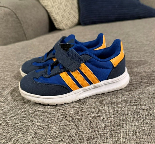 Seller #179 | ADIDAS Boys Gym Shoes | Toddler 9K