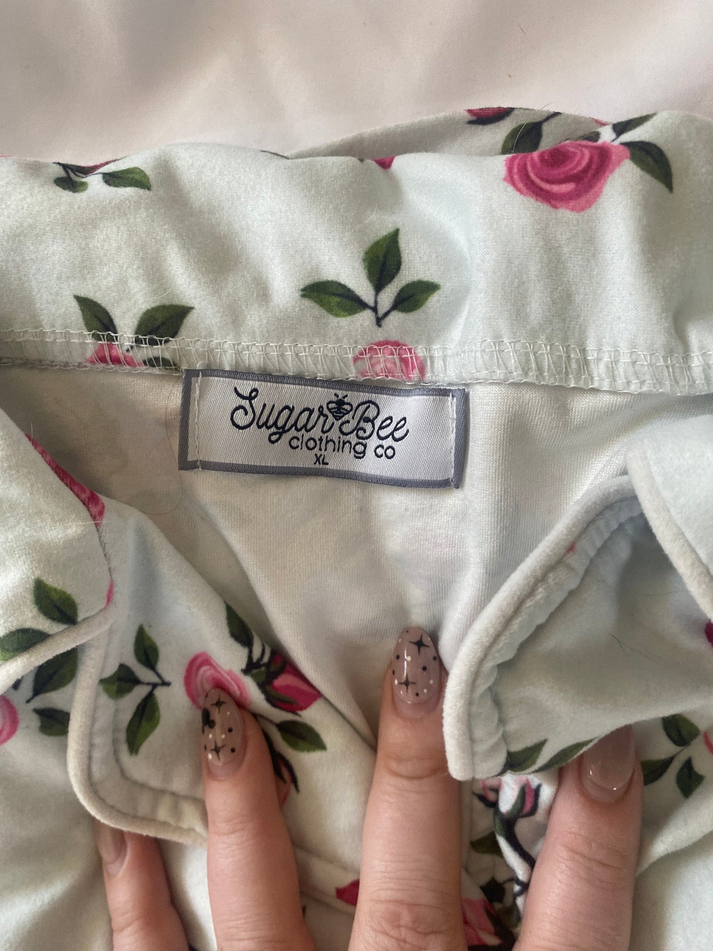 Sugar Bee Boutique pjs size XL 2 pairs