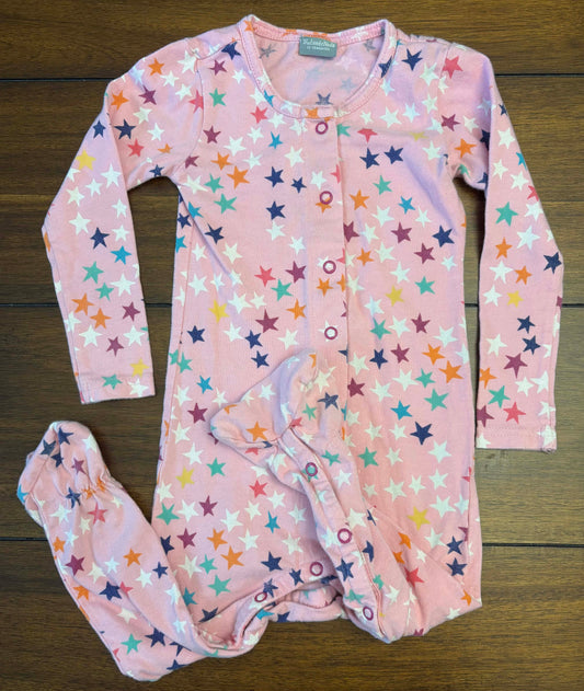 #197 Land of Nod Girls Size 12-18M Pink Bright Star Printed Footed Button Up Sleeper