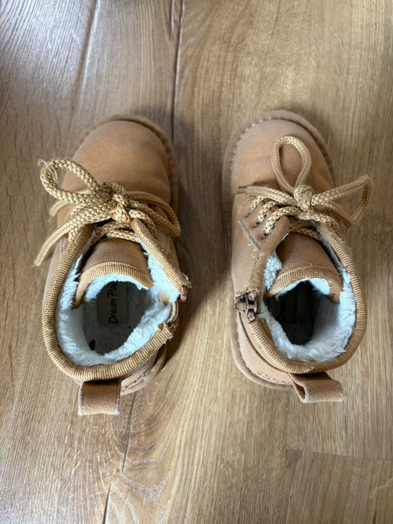 #6 - Dream Pairs Boys Fleece-Lined Boots - Size Toddler 10