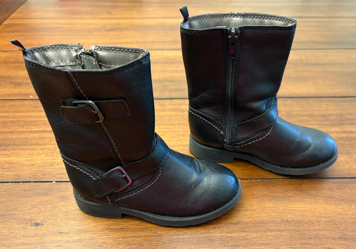 #197 Carter's Girls Size 10 Black Leather Boots