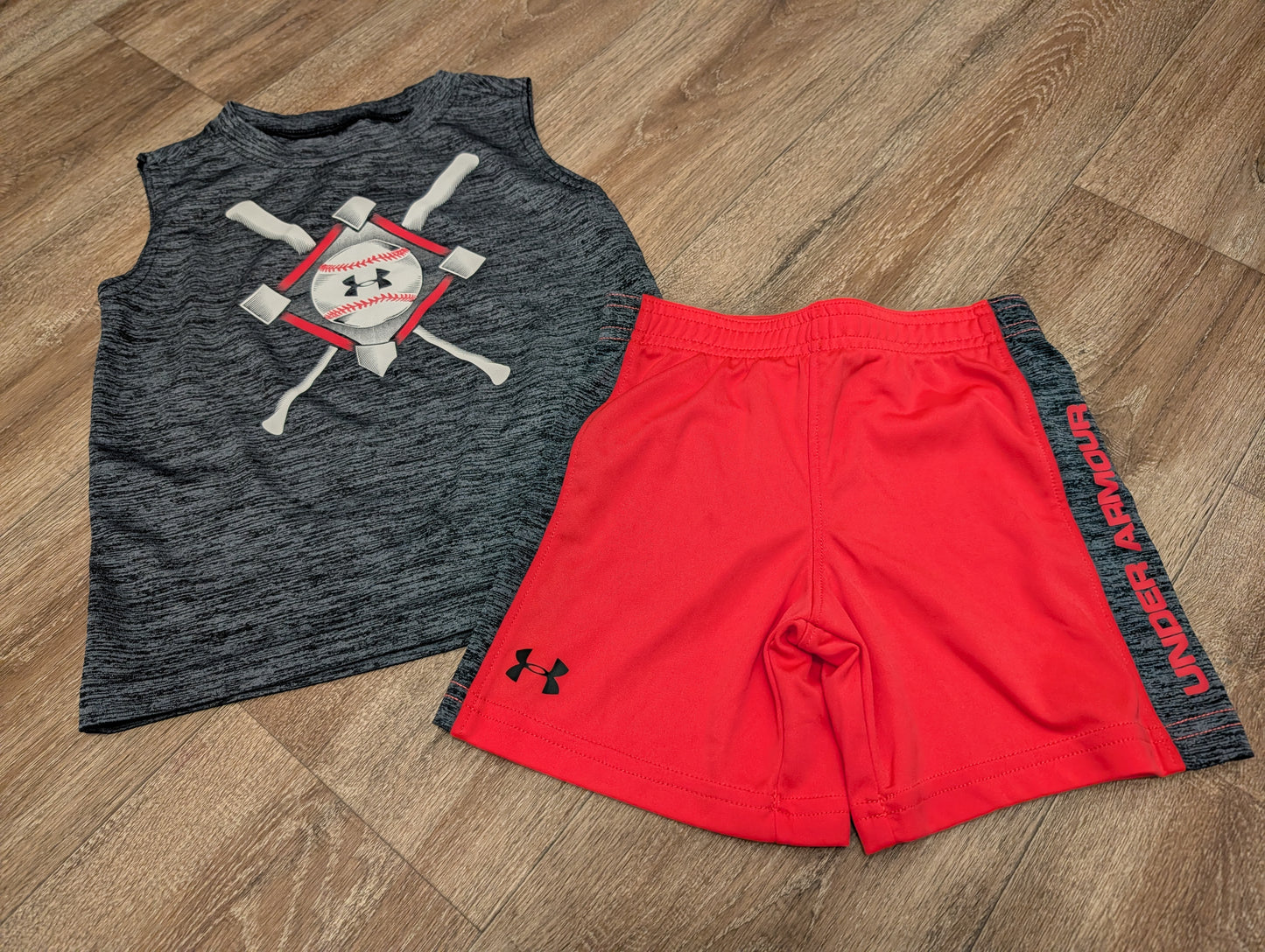 #7 Boys Under Armour outfit size 3T