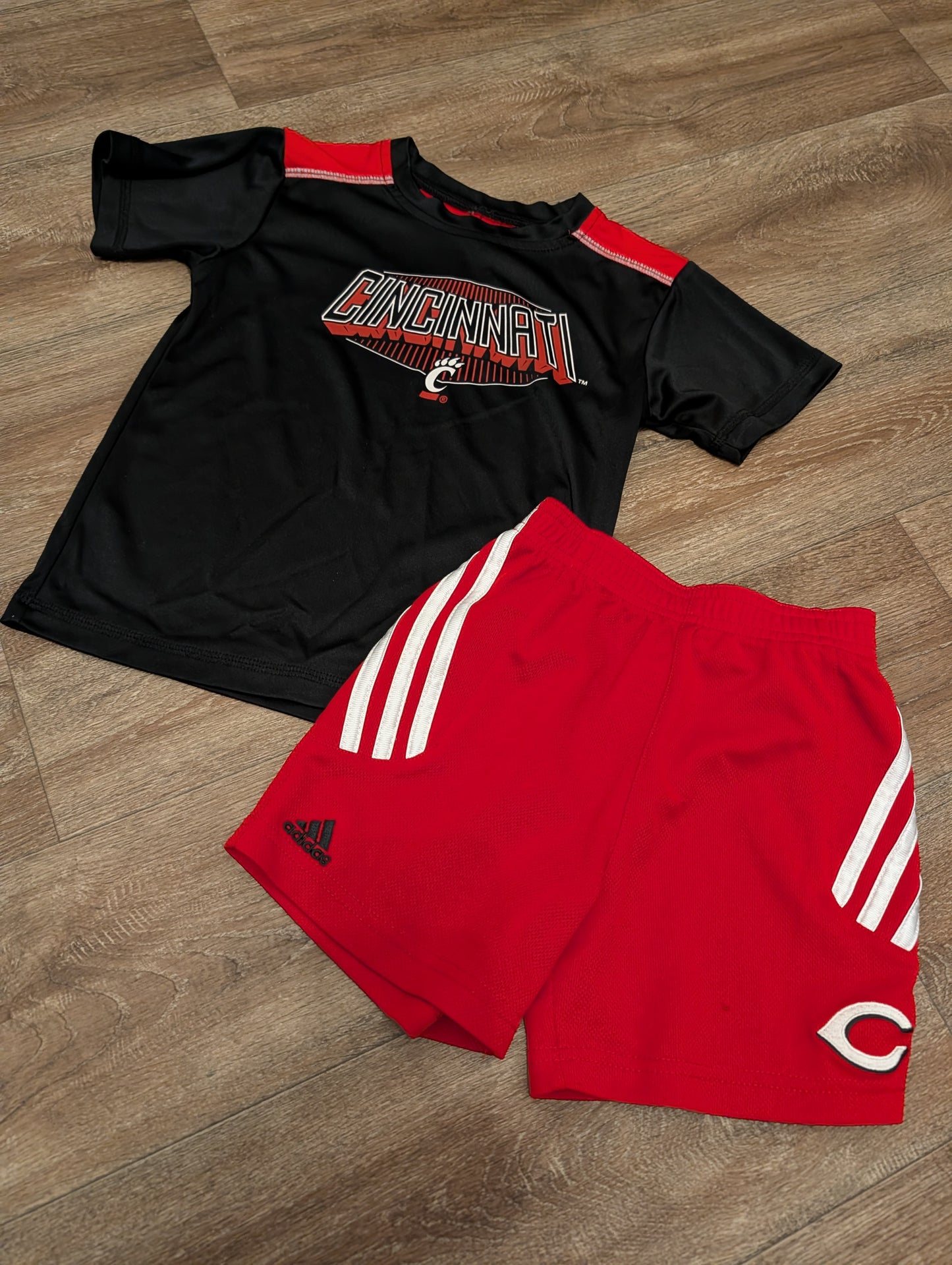 #7 Boys size 3T