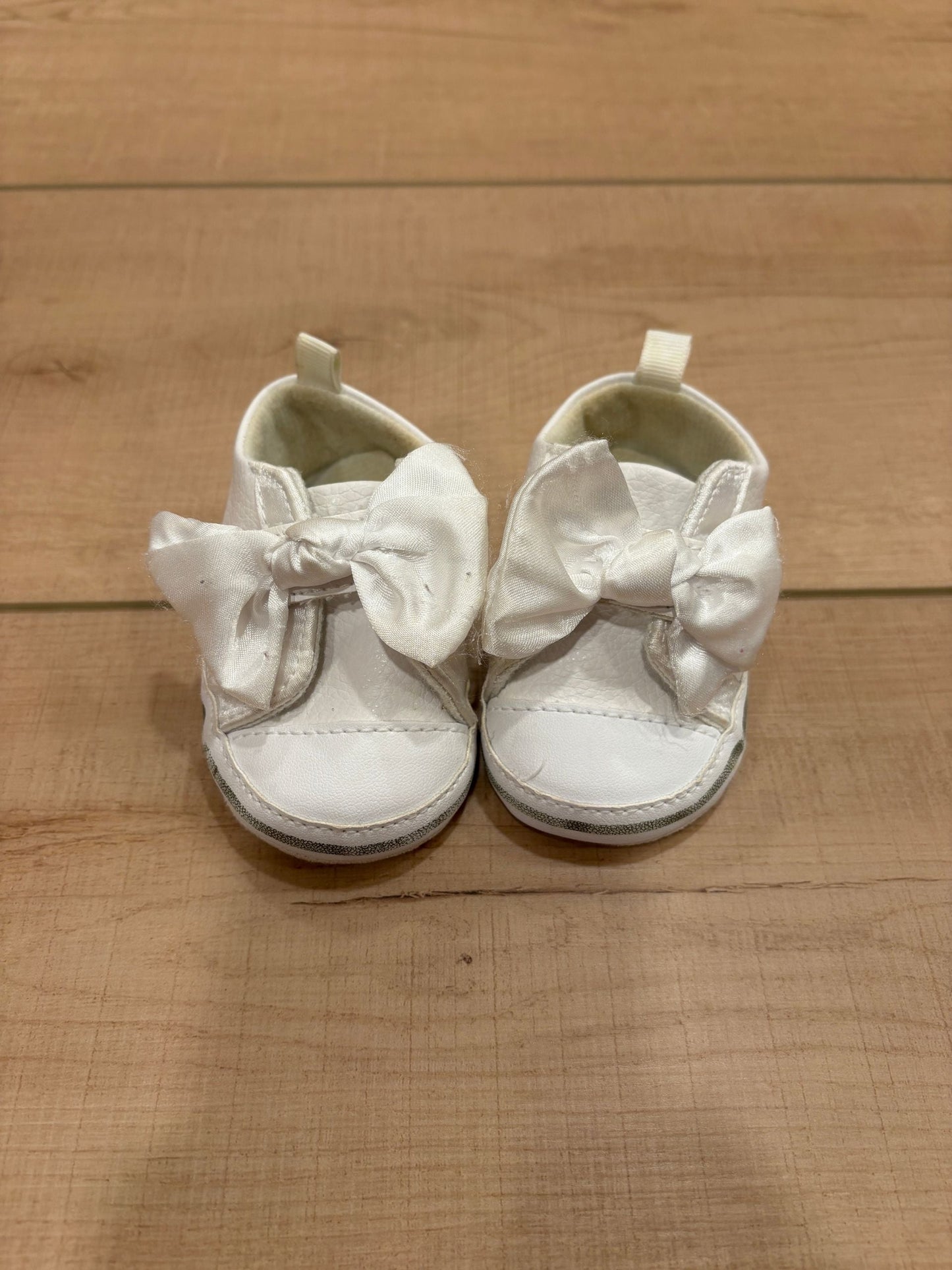 #37 REDUCED-3-6M Girls First Steps Satin Bow White Sneakers - see description