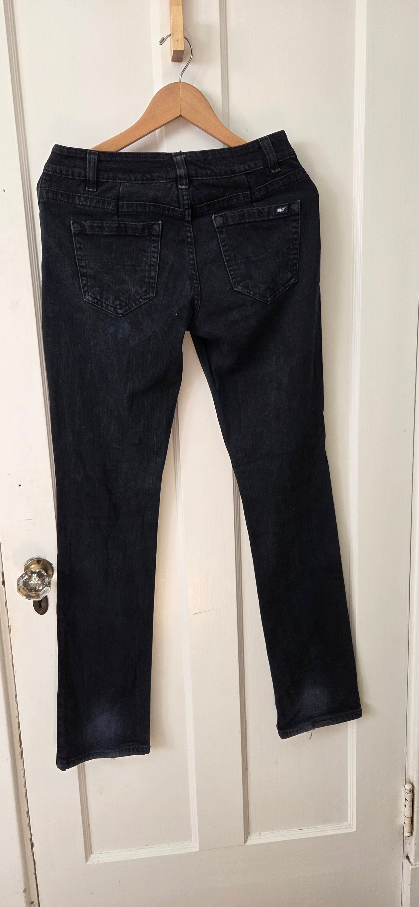 #112 -Vineyard Vines Dark Wash Straight Leg Jeans, Size 8, EUC