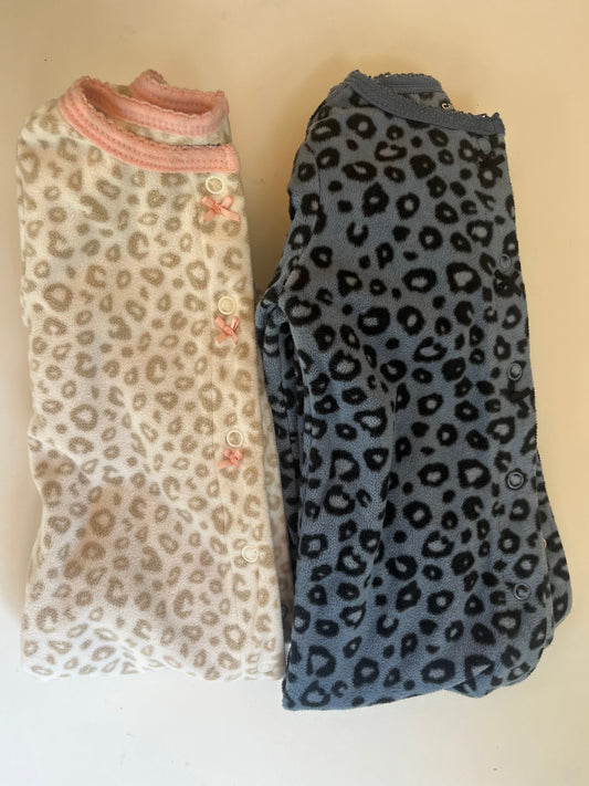 Seller #20 fleece carters button up fleece pajama 9 mo