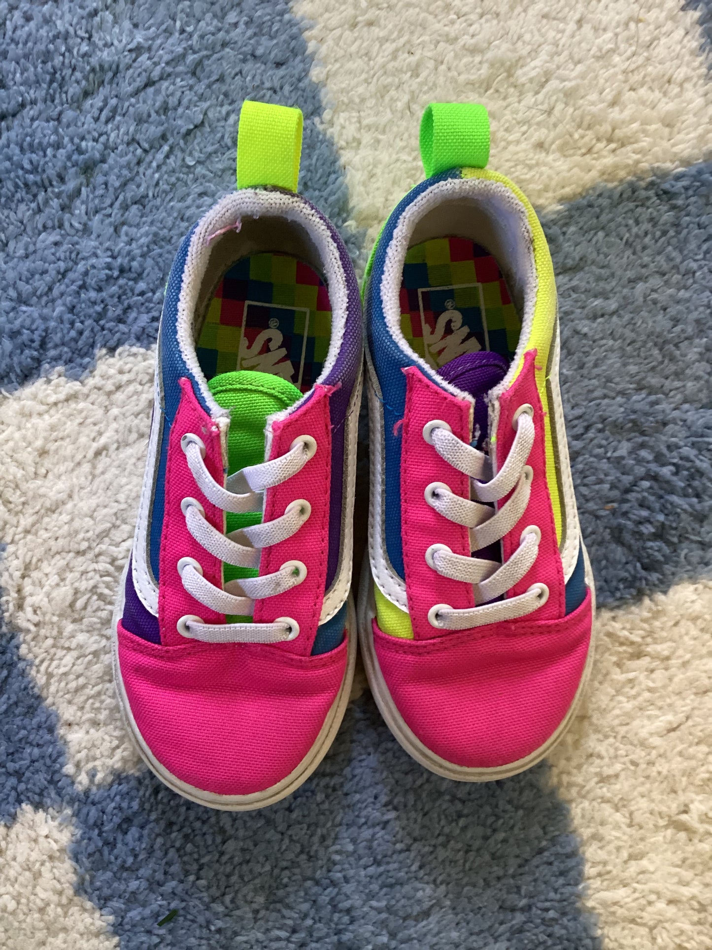 #129 Vans sz 9
