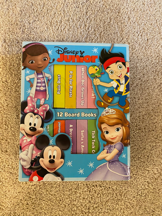 77A Disney Junior Book Set (12)