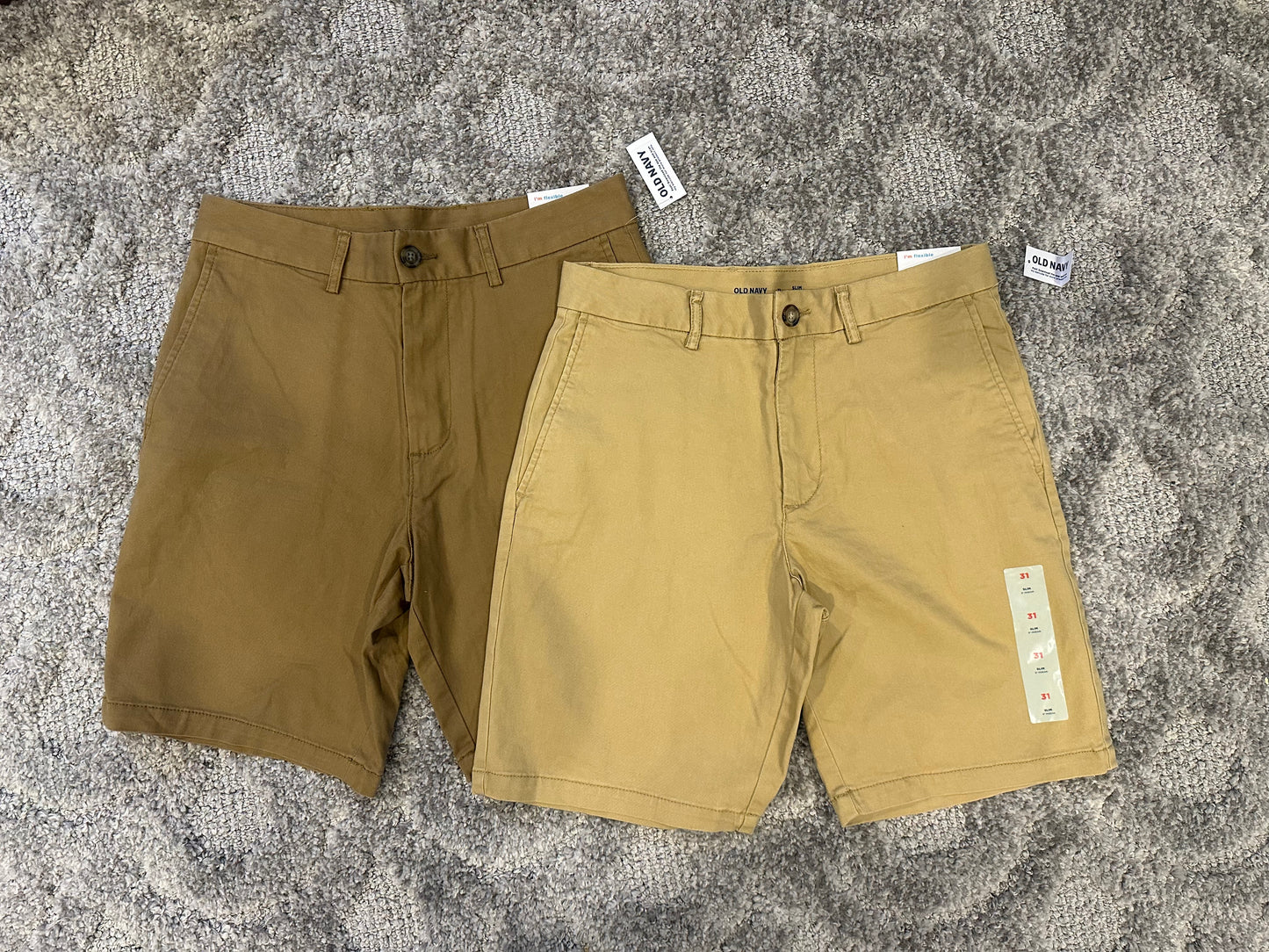 2 pack Old Navy Men's Shorts - 31 Slim