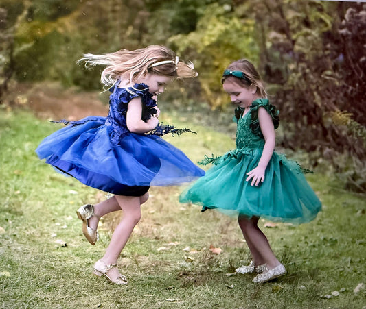 #141 Girls 4/5T (Tag 8/110) Faux Trish Scully Tulle Dress