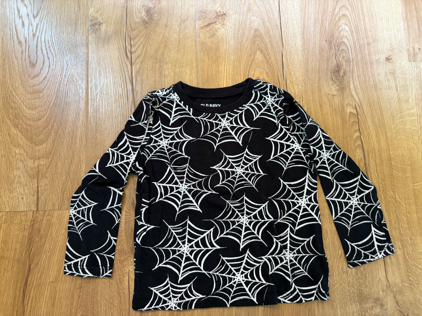 #6 - Old Navy Boys Black Long-Sleeved Shirt with Spiderwebs - 4T