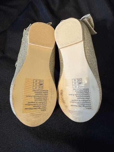 Seller #141 Janie and Jack Toddler size 4 VGUC Sparkle Flats SR