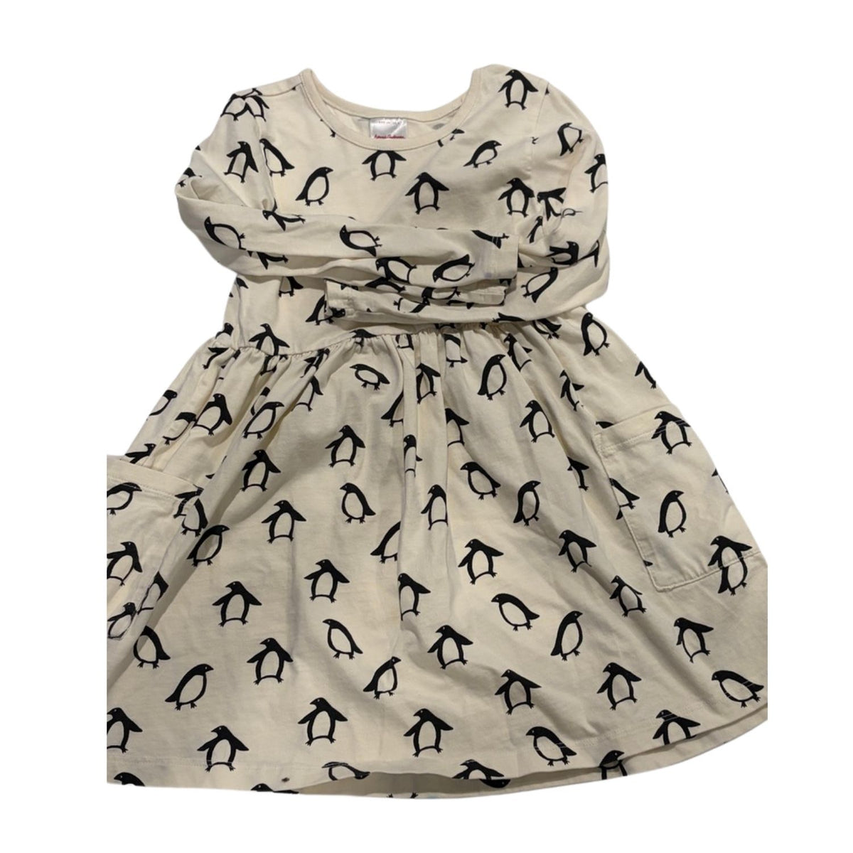 #88 | Girls | 5T | Hanna Andersson | Penguin Dress