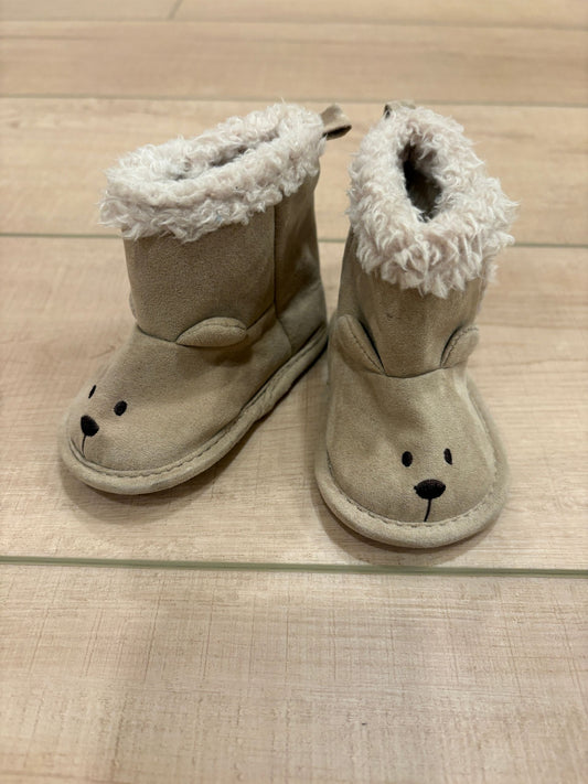 #37 REDUCED-3-6M Carter's Bear Face Boots