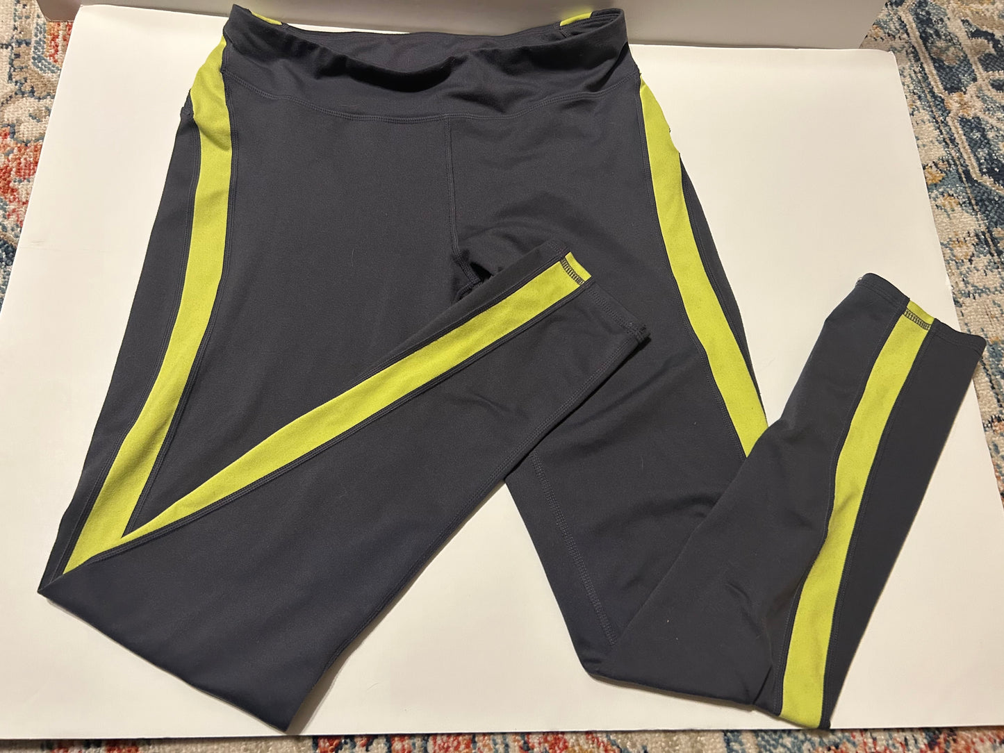 Size small workout leggings neon stripe GUC 45227