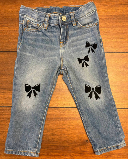 Seller #210 Gap Girls Size 2 Medium Wash Denim Girlfriend Jeans with Felt Bow Embellishments