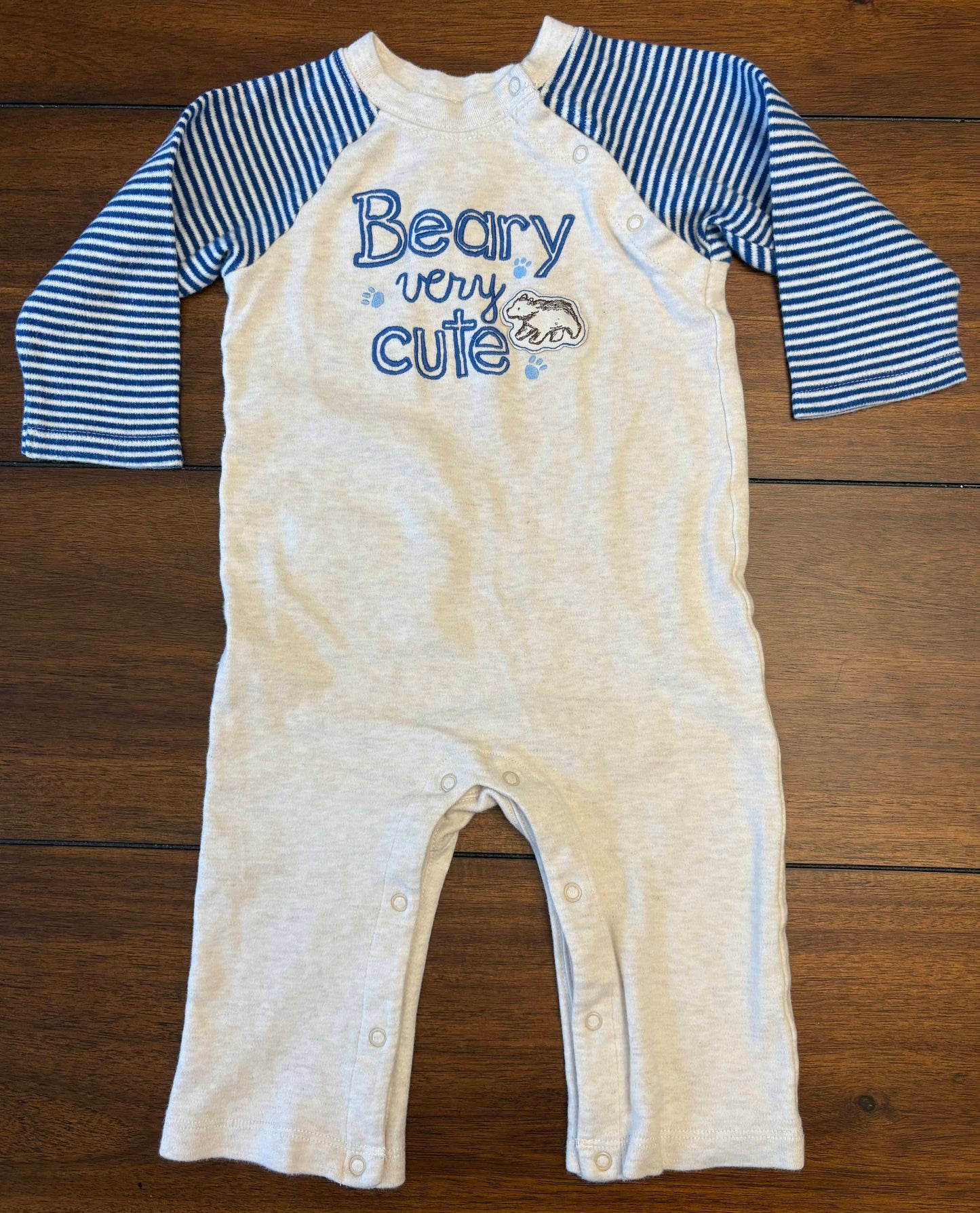 Seller #210 Gymboree Boys Size 6-12M Cream & Blue Beary Cute One Piece Romper