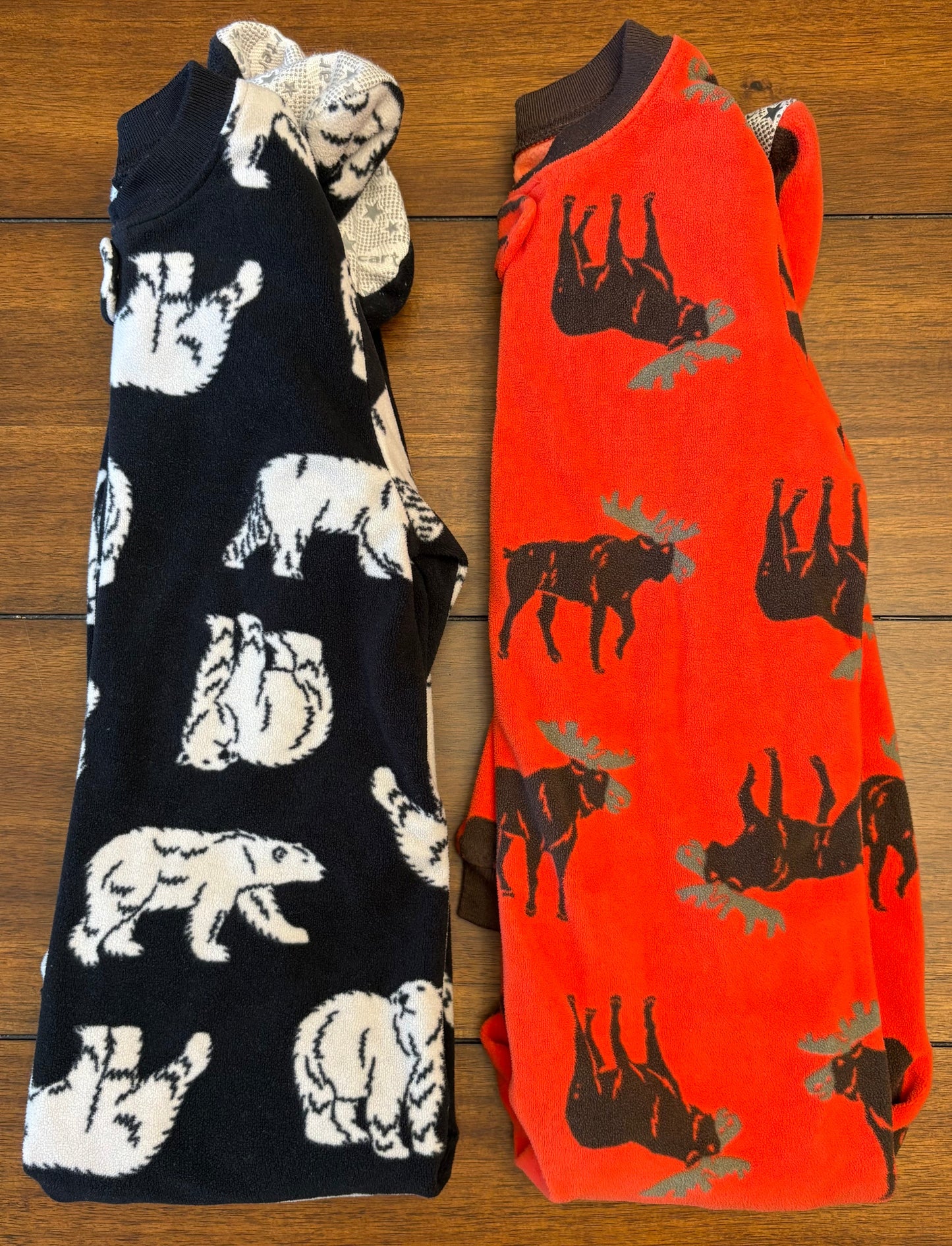 Seller #210  Carter's Boys Size 4T Orange & Black Animal Printed Fleece Footed Zipper Sleeper Bundle