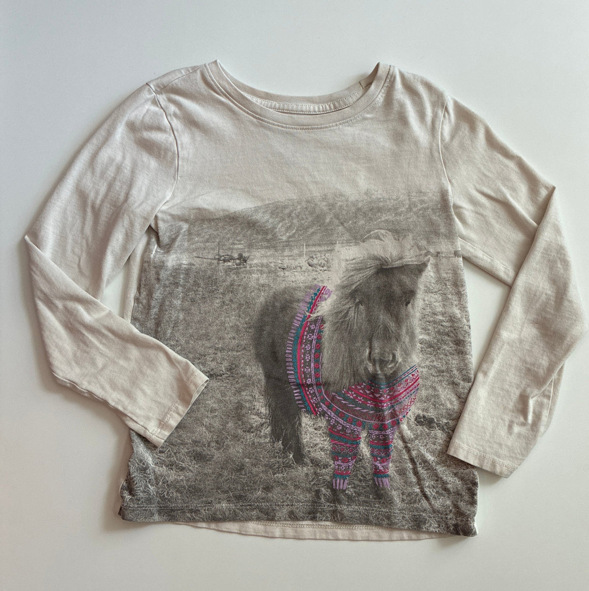 Seller 76 Tea Horse Top Size 7