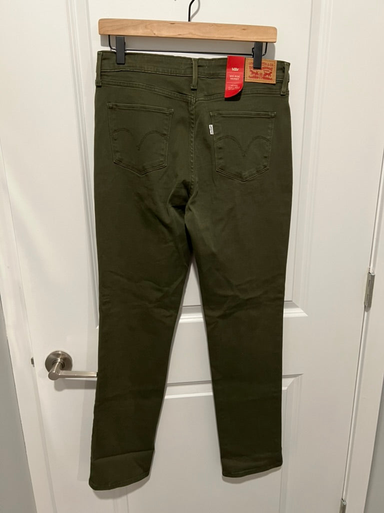 Seller #76 - Levi's Women's Mid-Rise Skinny Jeans - Size 31 - Green - NWT