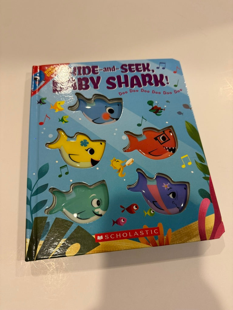 179 Baby Shark Cut-Out Book