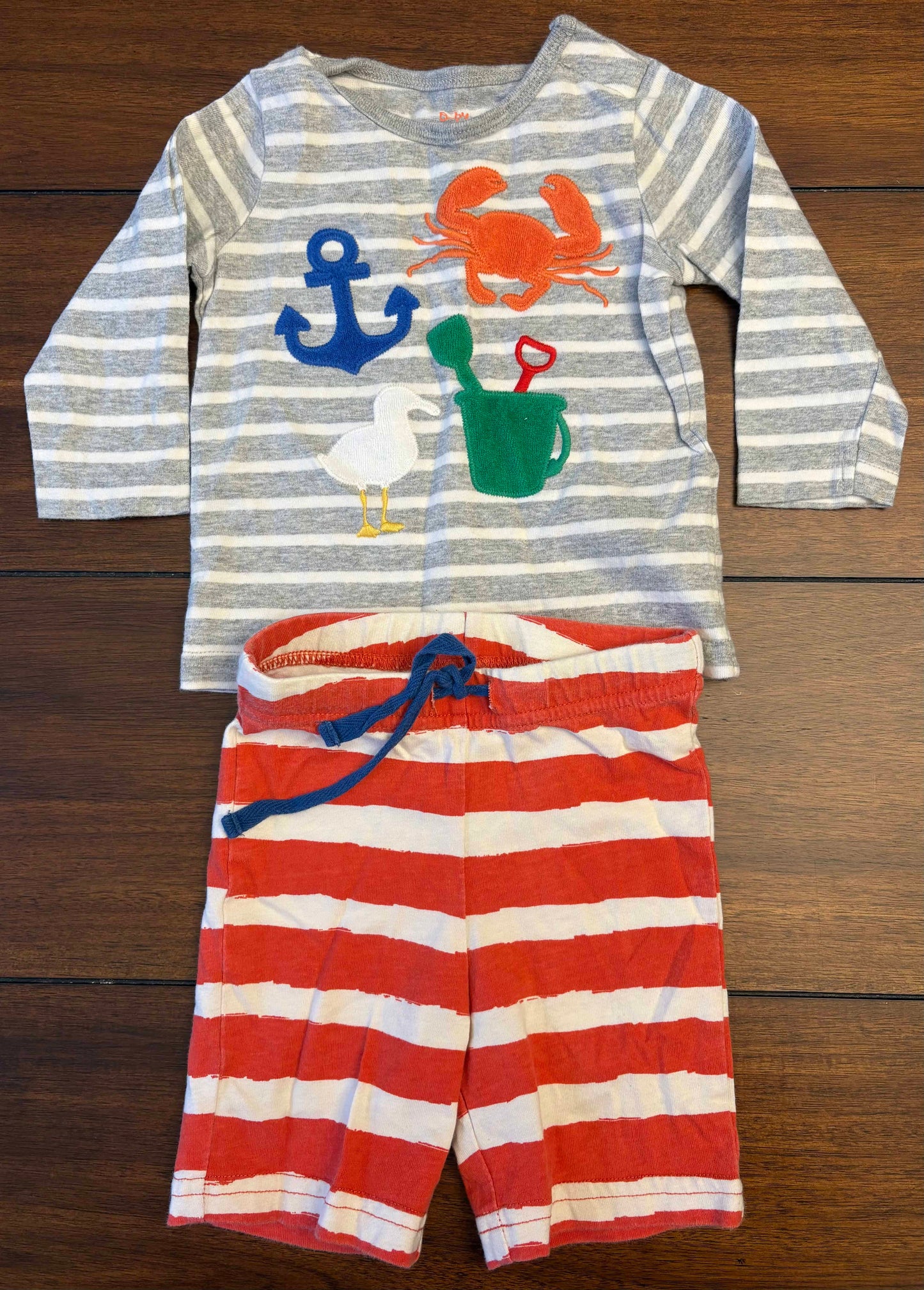 REDUCED Seller #210 Baby Boden Boys Size 3-6M Gray & White Striped Beach Items Appliqué Long Sleeve Jersey Shirt & Red & White Striped Jersey Shorts Outfit