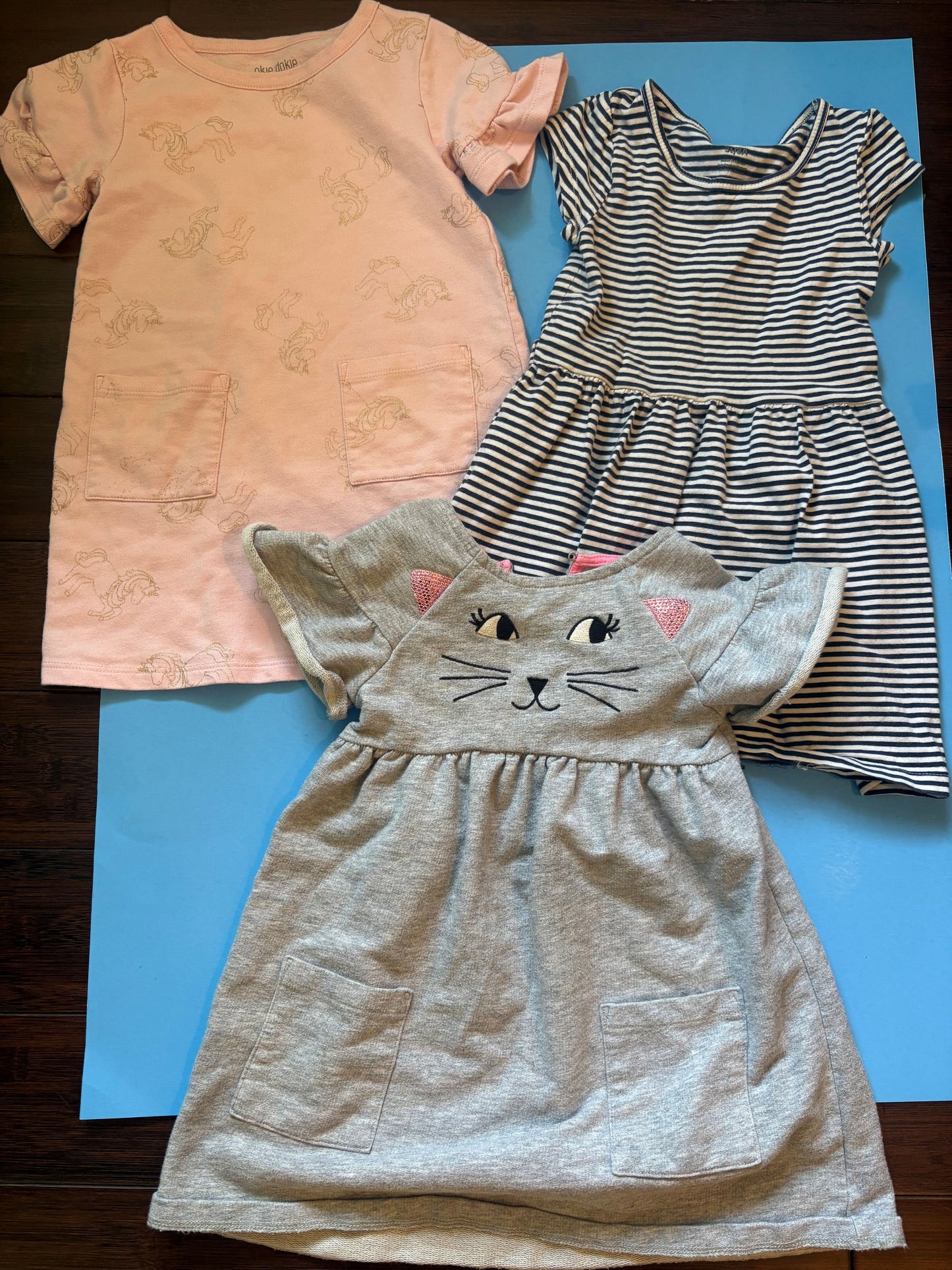 REDUCED #145 Assortment of 3 3t Short Sleeve Girls Dresses