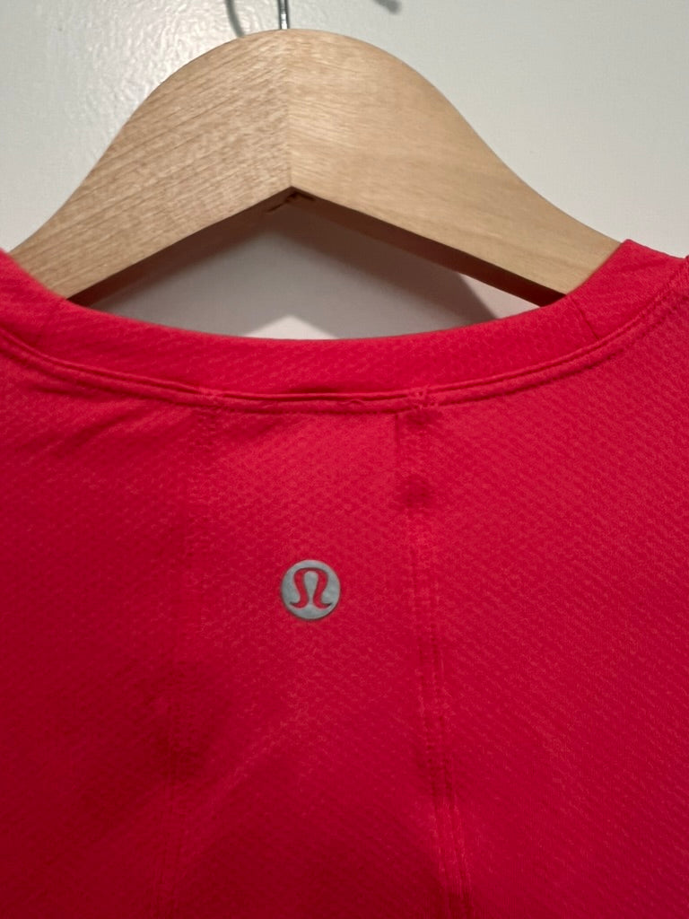Seller #76 - Lululemon Abrasion-Resistant Training Tee Size 4 Lipgloss NWT $68