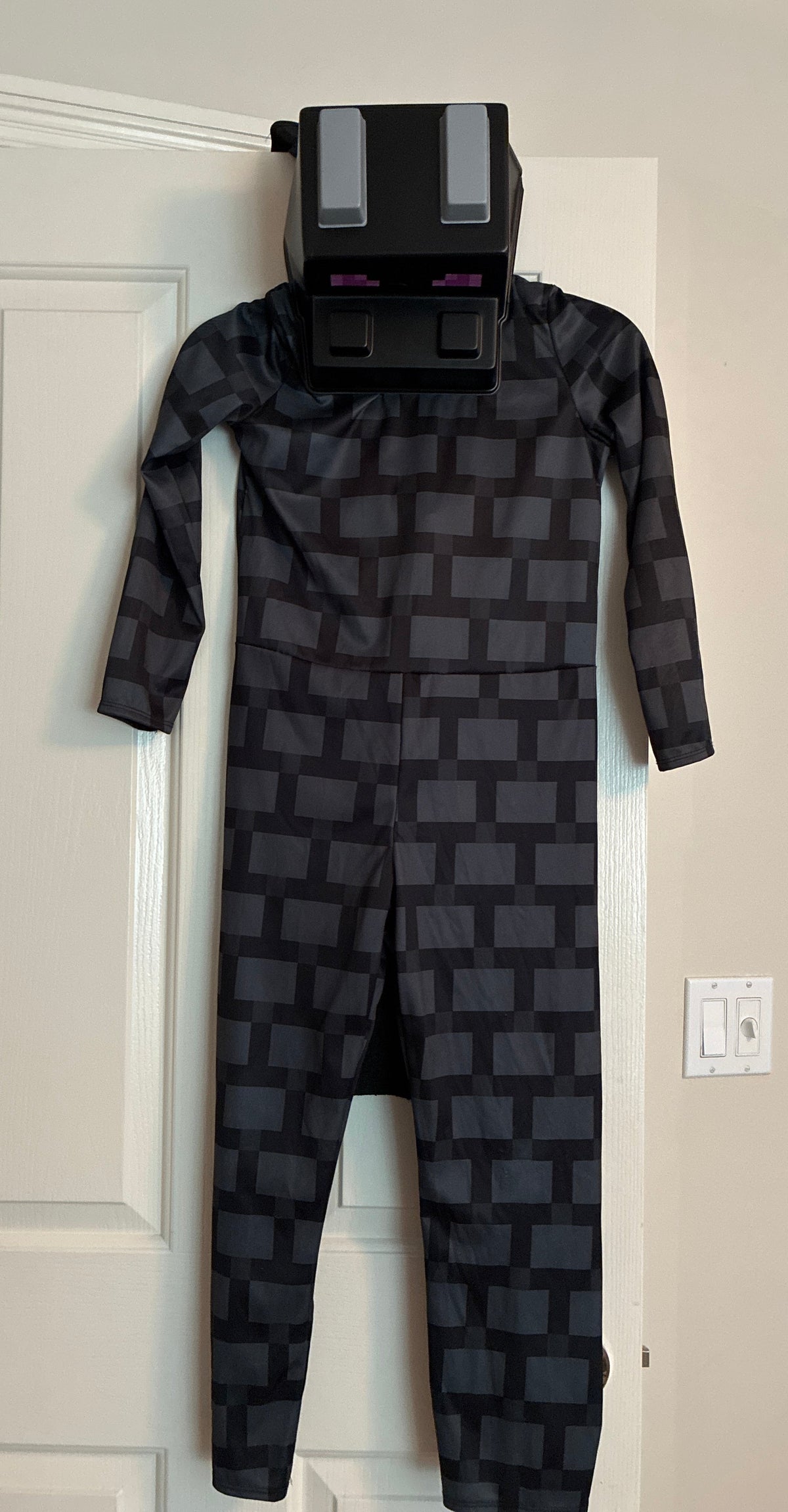 Seller 76 Minecraft Ender Dragon Costume Size 8/10