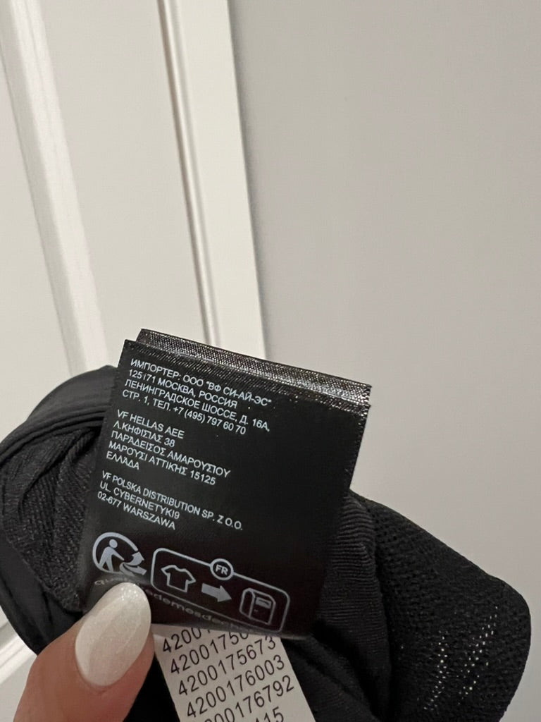 Seller #76 - The North Face Women's Bridgeway Zip-Off Pant Black Size US 8 Year 2023