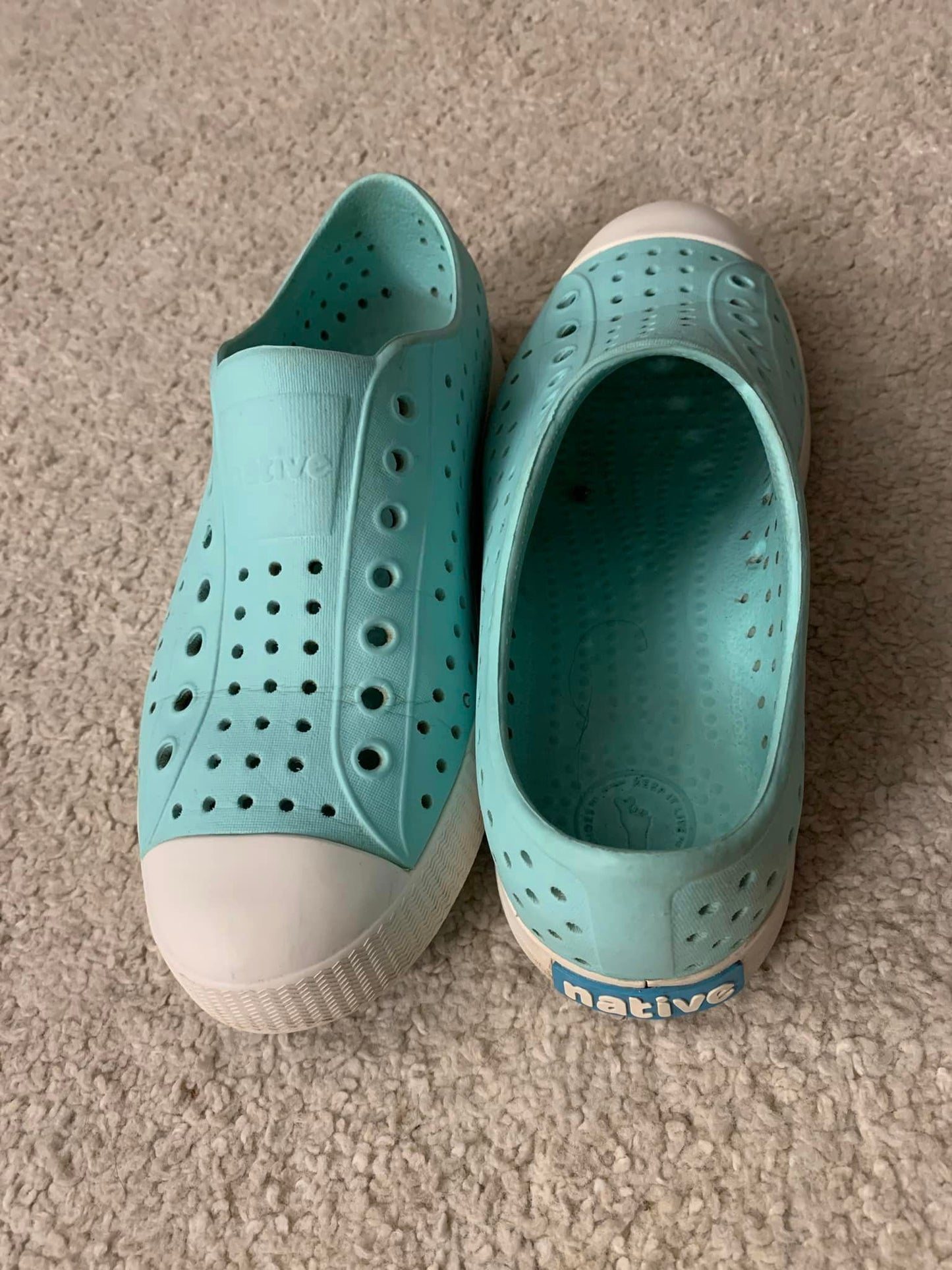Natives Size J5 (Teal and White)