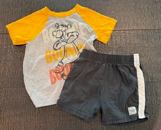 #42 2T Boys Tigger and Short Bundle