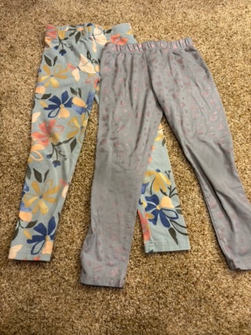 #86A girls 5T leggings- carters and btween