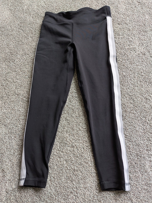 #17 Under Armour Girls Black Leggings Youth Medium NWOT
