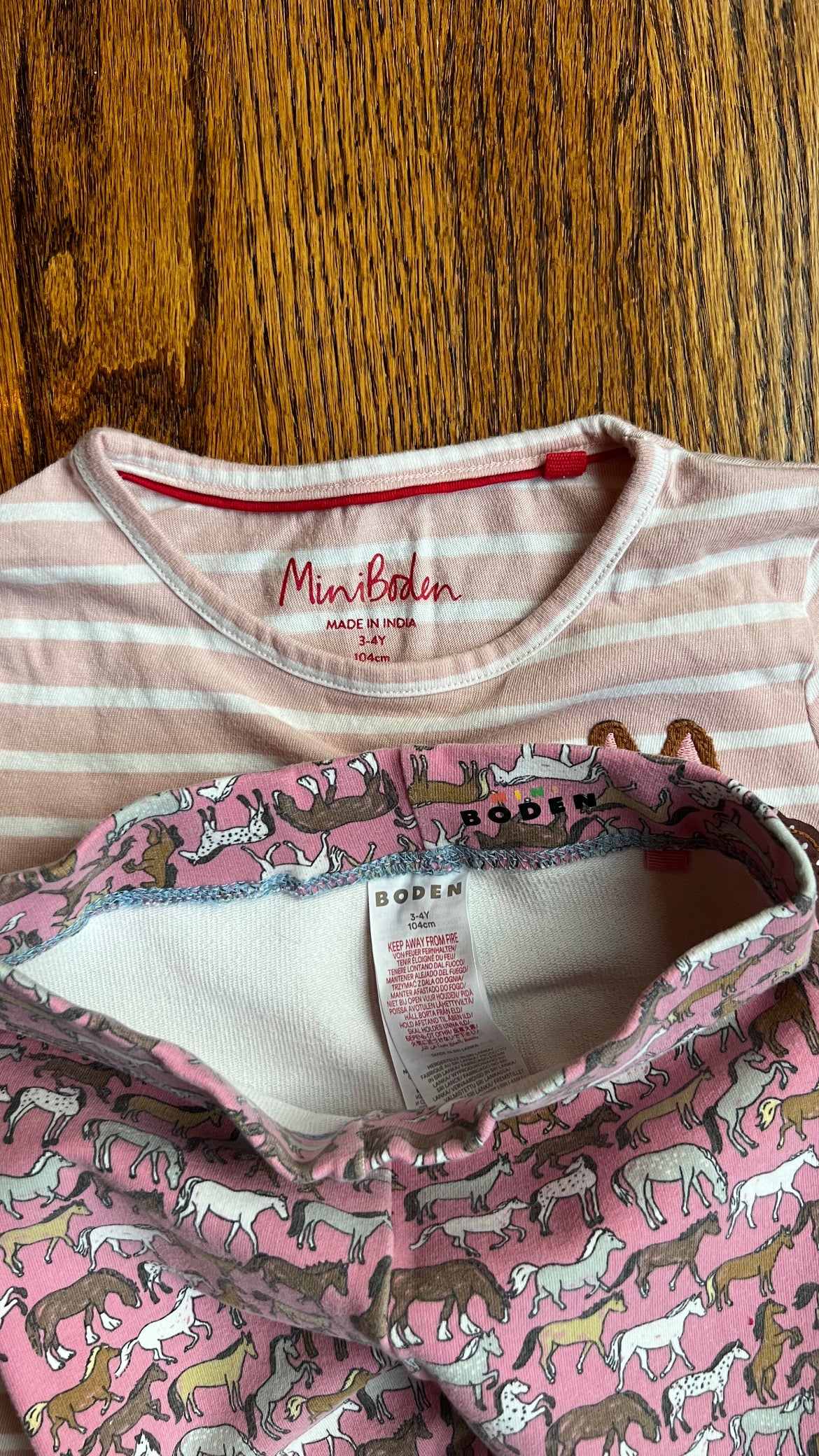 Seller #115 - Boden Girls 3-4Y Horse Appliqué Shirt + Thick Horse Leggings, GUC