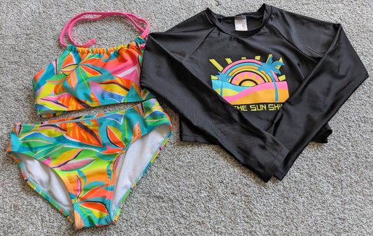 #17 Cat & Jack Girls 3 piece swim suit M (8)
