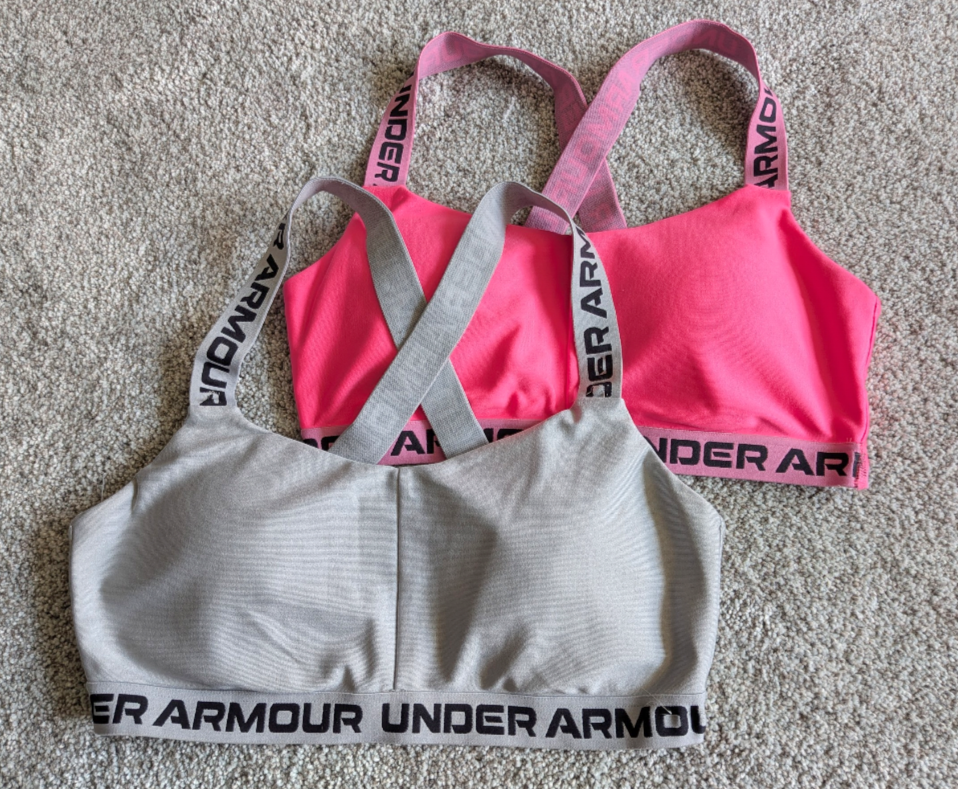 #17 Under Armor Women Set of 2 size Med Sports Bras