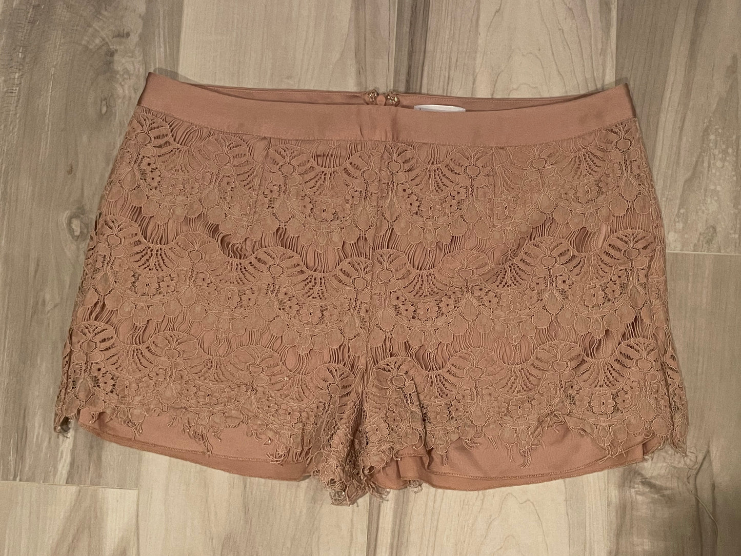 Leith Lace Shorts - Women's Large